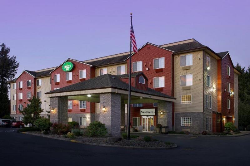 Holiday Inn Express & Suites Lincoln City, An Ihg Hotel Exterior photo